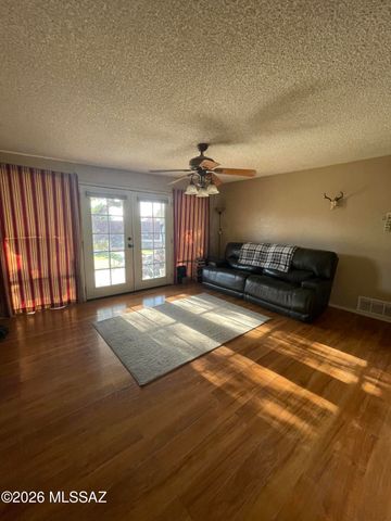 3332 S Champlain Avenue, Tucson, AZ 85730