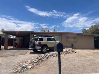 3332 S Champlain Avenue, Tucson, AZ 85730