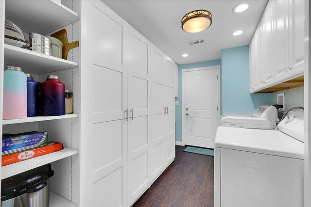 5664 Riverside Dr, Olivehurst, CA 95961