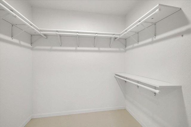 5664 Riverside Dr, Olivehurst, CA 95961