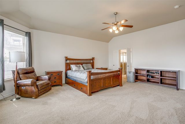832 Peach Lane, Burleson, TX 76028
