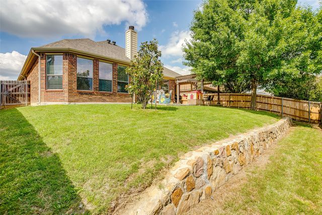 832 Peach Lane, Burleson, TX 76028