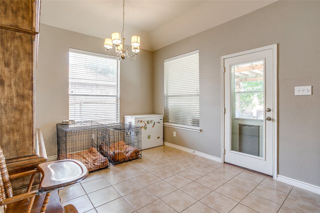 832 Peach Lane, Burleson, TX 76028