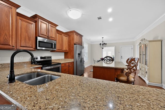 1617 Red Oak Lane, Albany, GA 31701