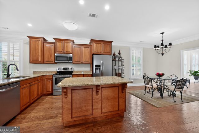 1617 Red Oak Lane, Albany, GA 31701