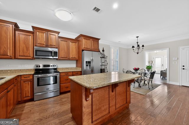 1617 Red Oak Lane, Albany, GA 31701