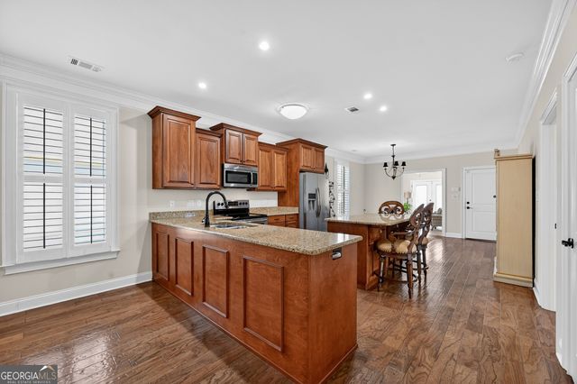 1617 Red Oak Lane, Albany, GA 31701