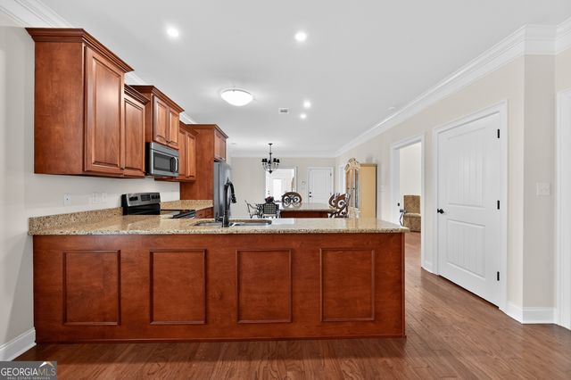 1617 Red Oak Lane, Albany, GA 31701