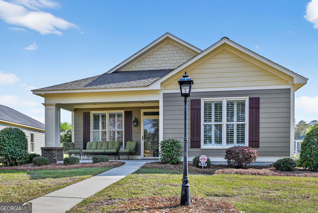 1617 Red Oak Lane, Albany, GA 31701