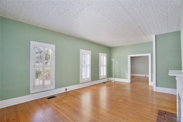 2400 S PARK AVENUE, Sanford, FL 32771