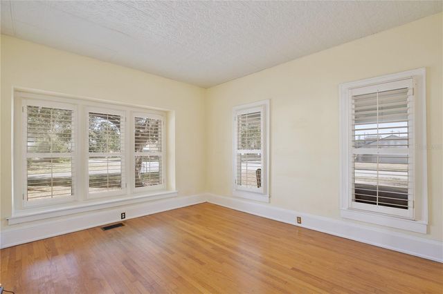 2400 S PARK AVENUE, Sanford, FL 32771