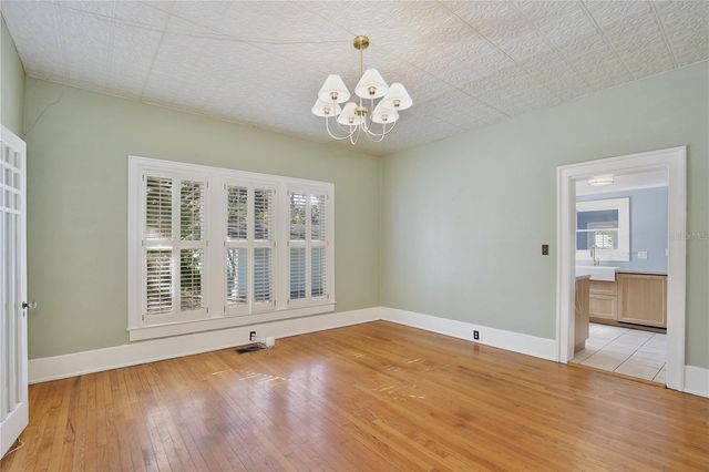 2400 S PARK AVENUE, Sanford, FL 32771