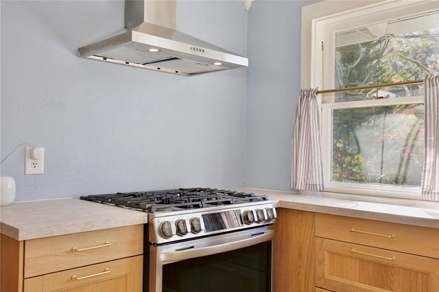 2400 S PARK AVENUE, Sanford, FL 32771