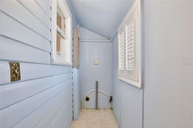 2400 S PARK AVENUE, Sanford, FL 32771