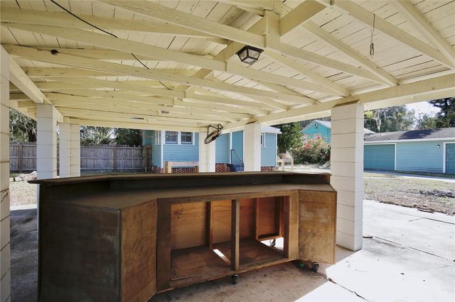 2400 S PARK AVENUE, Sanford, FL 32771