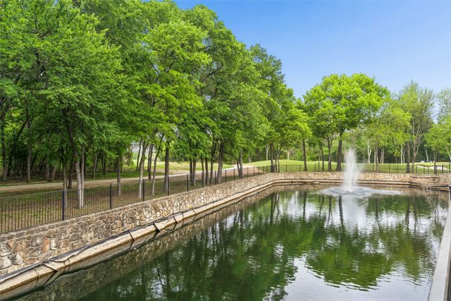 2613 Eagle Drive, Grapevine, TX 76051