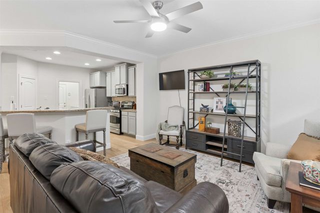 2613 Eagle Drive, Grapevine, TX 76051