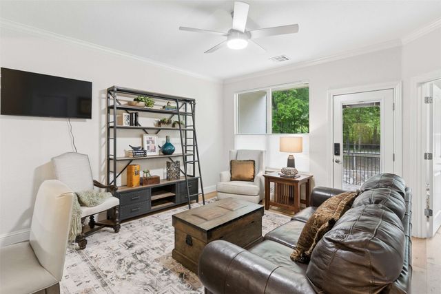 2613 Eagle Drive, Grapevine, TX 76051