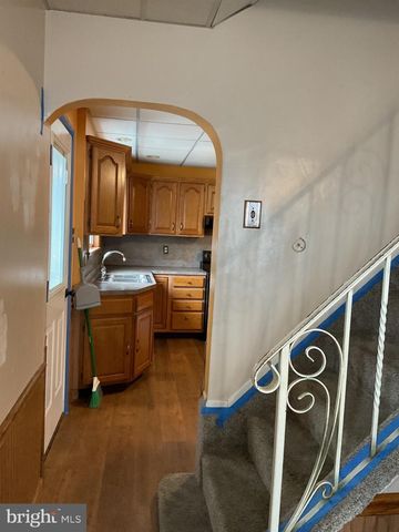 337 W PINE ST, Frackville, PA 17931