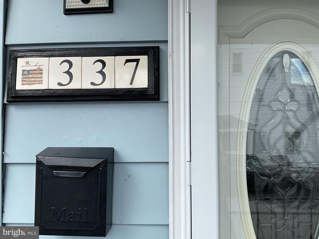 337 W PINE ST, Frackville, PA 17931