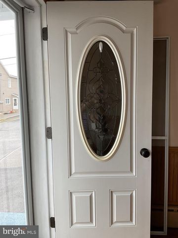 337 W PINE ST, Frackville, PA 17931