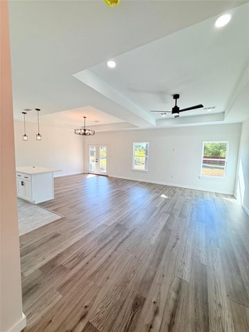 114 County Road 3543, Cleveland, TX 77327