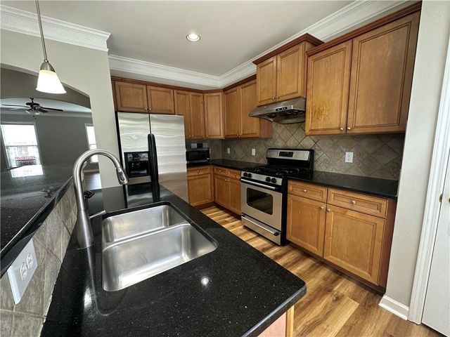 10827 Yorkwood Street, Johns Creek, GA 30097