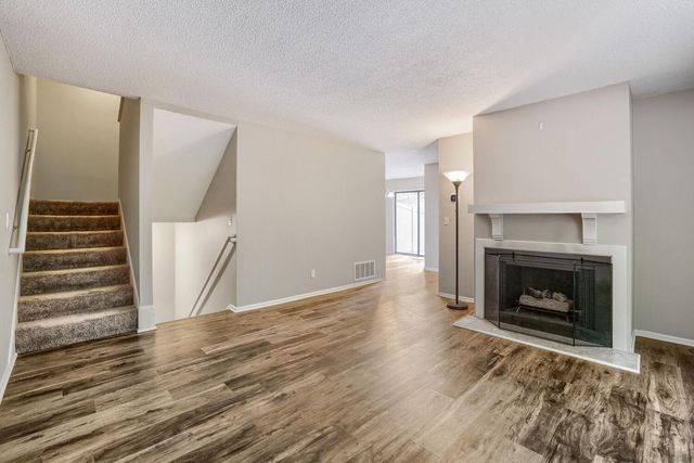 6387 Saint Johns Drive, Eden Prairie, MN 55346