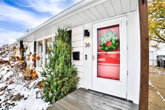 36 Kelvin Drive, Tonawanda, NY 14223