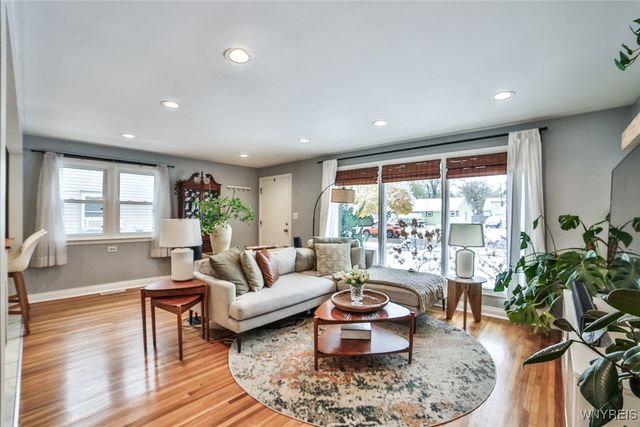 36 Kelvin Drive, Tonawanda, NY 14223