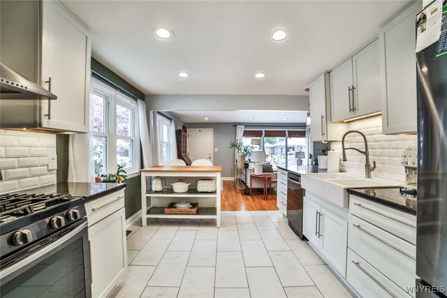 36 Kelvin Drive, Tonawanda, NY 14223