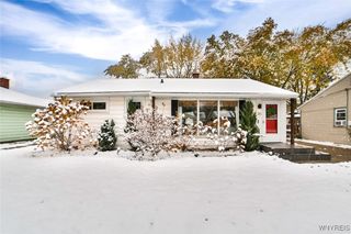 36 Kelvin Drive, Tonawanda, NY 14223