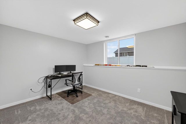 654 Locust Lane, Evansville, WI 53536