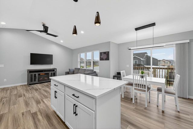 654 Locust Lane, Evansville, WI 53536