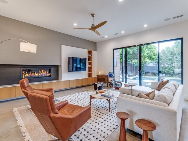 7349 Dominique Drive, Dallas, TX 75214