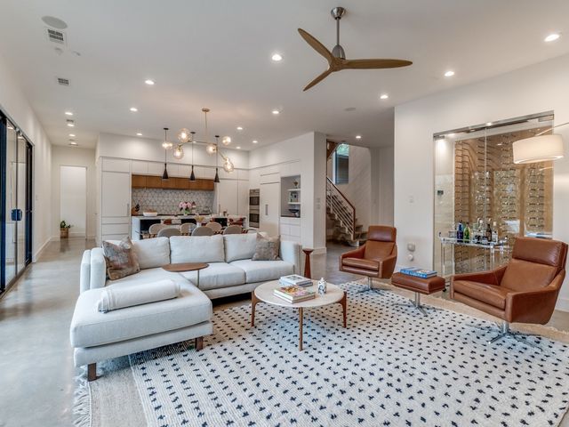 7349 Dominique Drive, Dallas, TX 75214