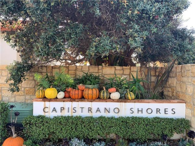 1880 N El Camino Real 8, San Clemente, CA 92672