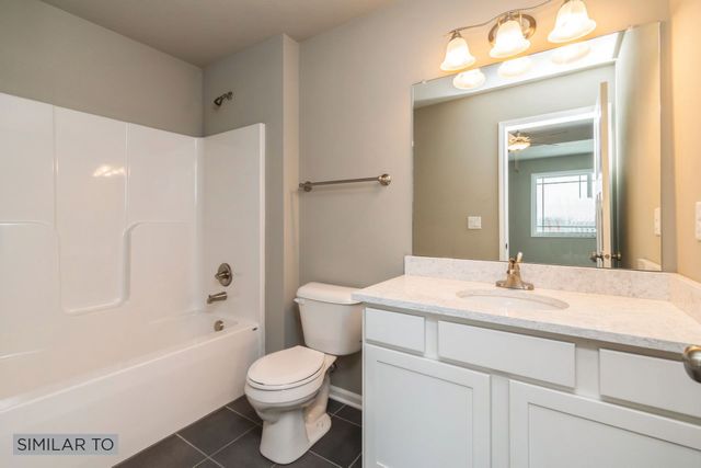 592 NE Hart Lane, Ankeny, IA 50021