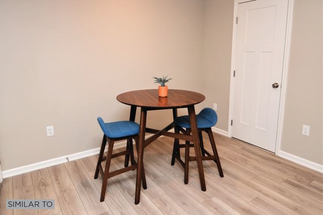 592 NE Hart Lane, Ankeny, IA 50021