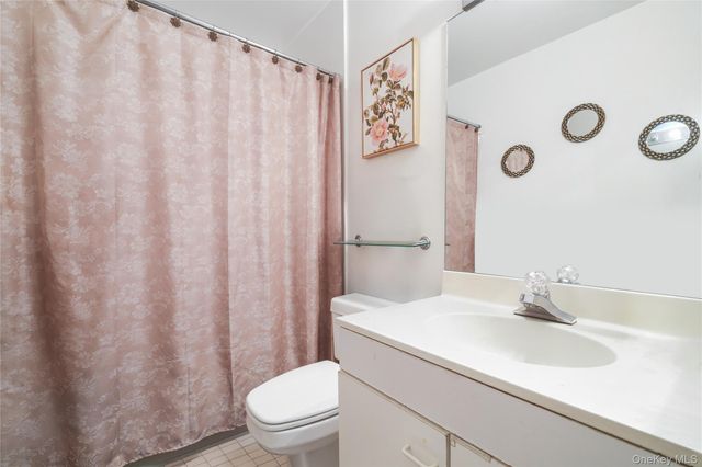 75 McKinley Avenue B3-4, White Plains, NY 10606