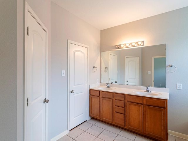 6030 Starbrook Creek Drive, Katy, TX 77494