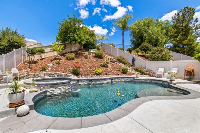 27972 Whisperwood, Menifee, CA 92584