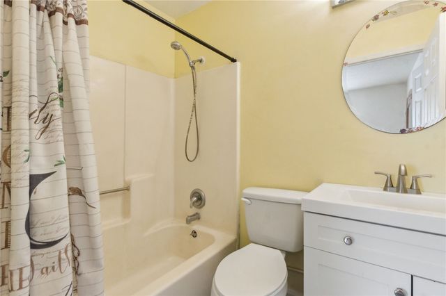 114 Pineneedle Court, Kingsland, GA 31548