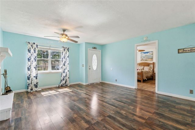 114 Pineneedle Court, Kingsland, GA 31548