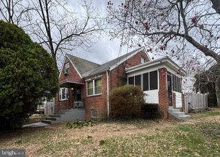 1825 NOVA AVE, Capitol Heights, MD 20743