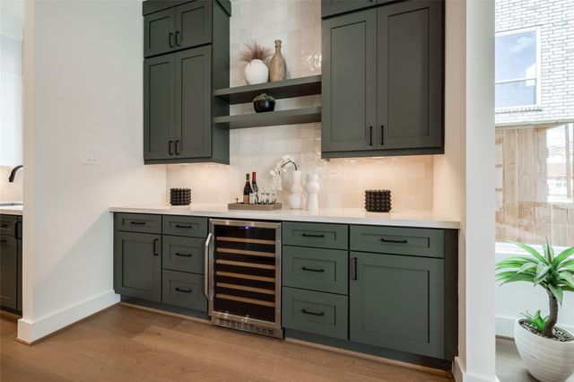 5709 Feagan Street, Houston, TX 77007