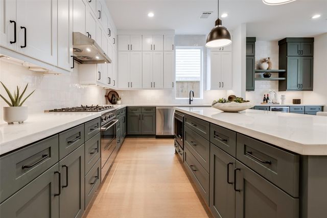 5709 Feagan Street, Houston, TX 77007