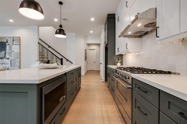 5709 Feagan Street, Houston, TX 77007