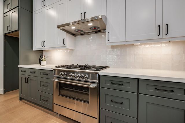 5709 Feagan Street, Houston, TX 77007