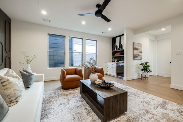 5709 Feagan Street, Houston, TX 77007